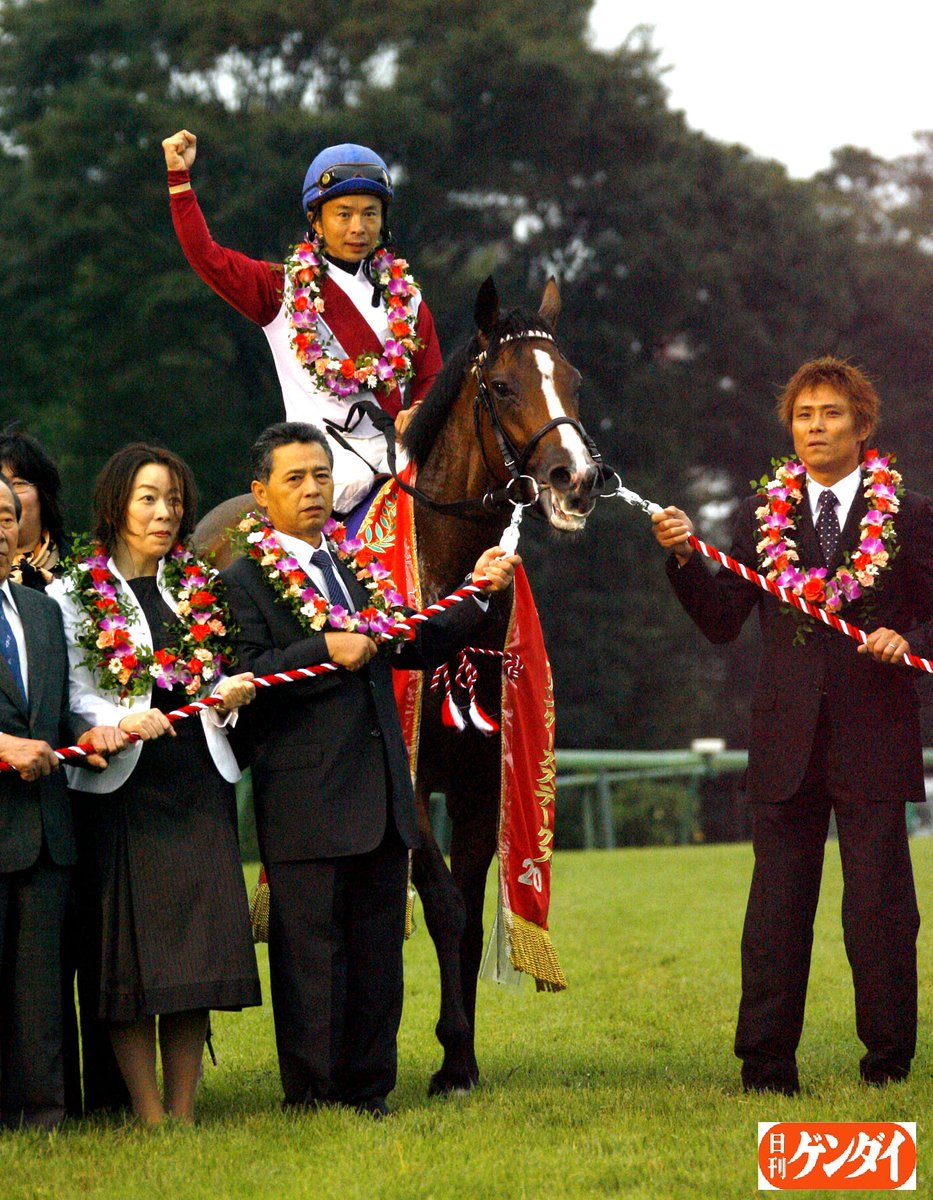 gendai_keiba's tweet photo. 第６０回スプリンターズＳは、ピューロマジックが大外枠から逃げ切って１分９秒２の勝ちタイムに。
同ＧⅠが１分９秒台の決着は、アストンマーチャンが勝った雨の不良馬場で行われた０７年（１分９秒４）以来に。今年は曇りの稍重馬場。
#スプリンターズＳ https://t.co/6C2PQZIhKu
