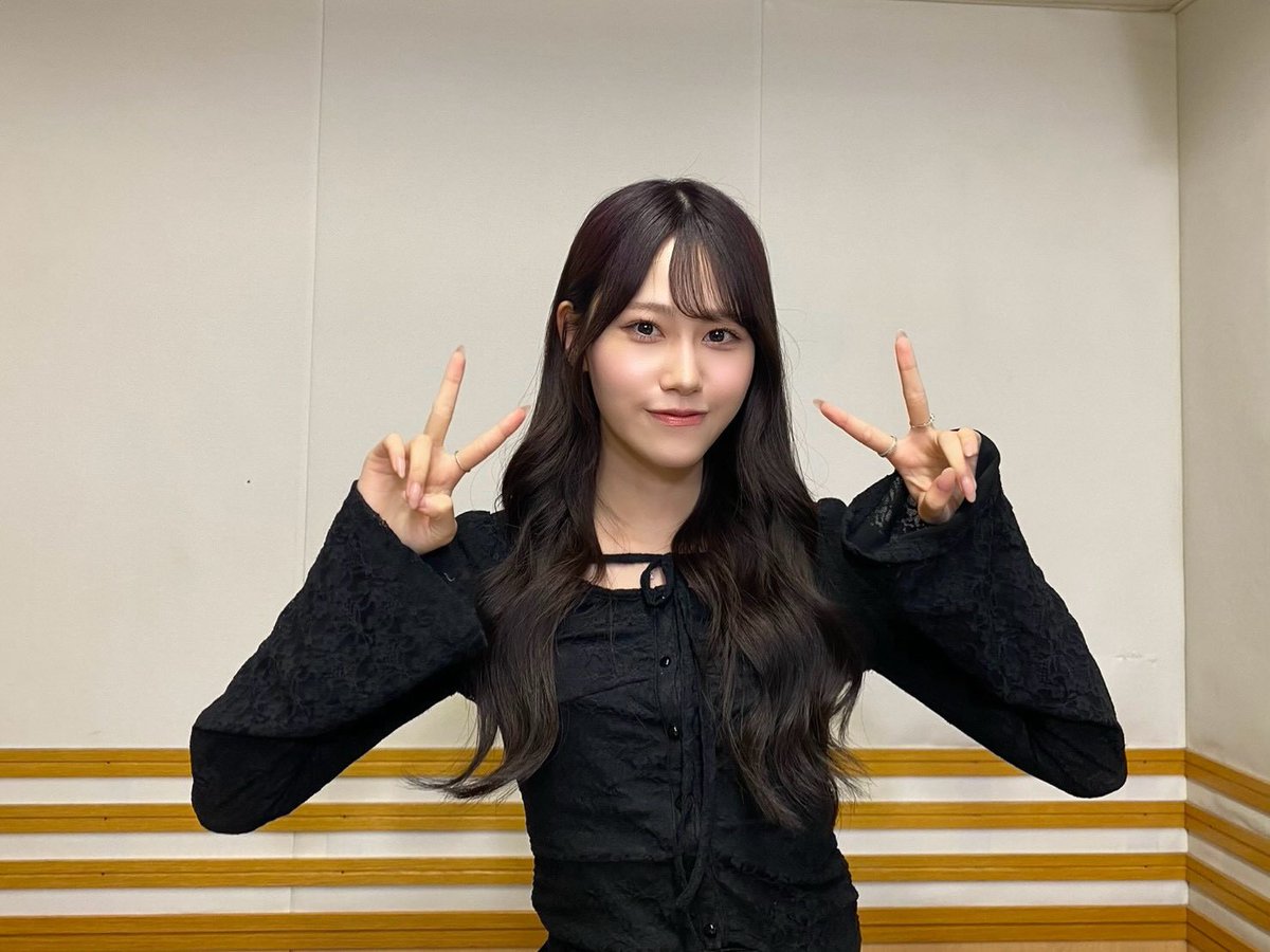 sakurazaka46's tweet photo. 本日9月27日(日)19:00～
文化放送「櫻坂46の『さ』」レギュラー放送に

#向井純葉 が出演いたします📻✨
今夜がMCを担当する最終回です💐

ぜひお聴きください🌸
@sakura_joqr #櫻坂のさ #櫻坂46
https://t.co/Ab2GAHoaI4 https://t.co/OL6amx1K9O