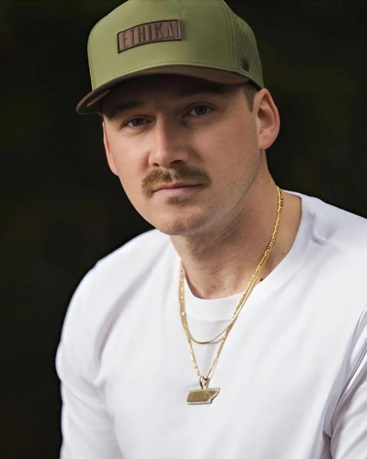 jude5578's tweet photo. What a beautiful day ahead. I’m still searching for that special woman who will love me wholeheartedly and stand by me as a true supporter You already hold a very special place in my heart and I can’t wait to have you by my side
#morganwallen#usa#countrymusic#fyp#concert#goviral https://t.co/vXMzuxdAl4