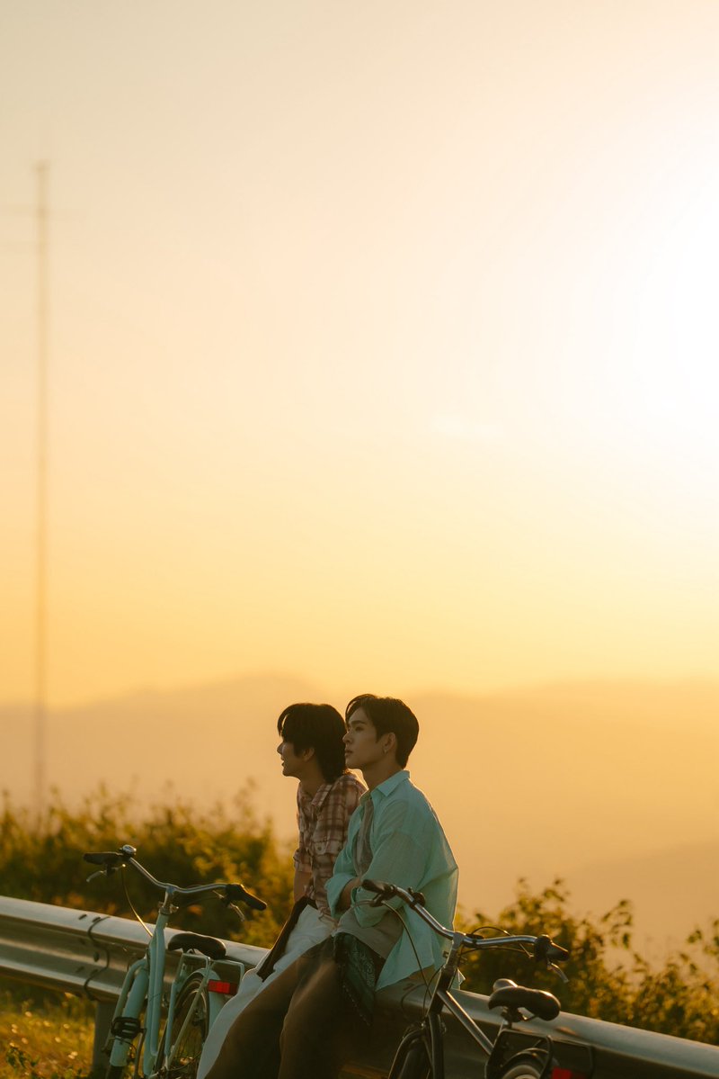 savewrg's tweet photo. EP5 เป็นEP ที่อินกับบรรยากาศโลมากๆ ให้ความรู้สึกอินไปกับมันจริงๆ และหลังจากนี้ว่านก็ได้เห็นได้ยินชัดๆกับตัวเองแบบไม่ต้องสับสนอีกต่อไป ทุกคนชอบEP ไหม สนุกกับหรือเปล่า มารีแคปแชร์ให้เซฟฟังบ้างว่าในมุมมองของทุกคนคิดเห็นยังไงกับแต่ละกระทำของตัวละครบ้าง ถึงในบางมุมจะน่าหงุดหงิดใจไปบ้างแต่ทุกตัวละครมีเหตุผลของมันอยู่ครับ

MR FANBOY CHAPTER 5 
#MrFanboyEP5