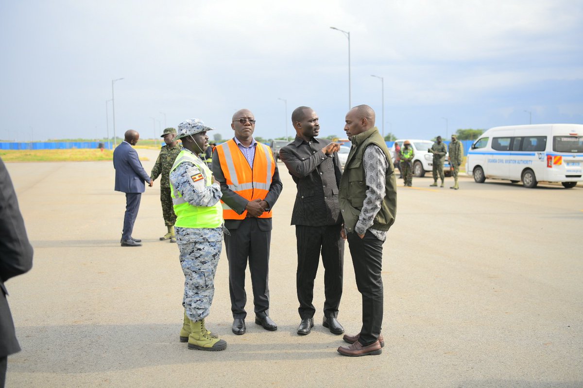sussiekats's tweet photo. @HonByamukama the Minister of @MoWT_Uganda is at Kabalega International Airport, Hoima, to receive the Uganda Airlines flight chartered by #FUFA, carrying the Uganda Cranes and their delegation ahead of Tuesday's #AFCON2027 qualifier against Libya at Hoima City Stadium.
The flight marks @UG_Airlines maiden landing at Kabalega International Airport, an important milestone for the airport as Uganda prepares to co-host #AFCON2027 with Kenya and Tanzania next year.
Kabalega International Airport and Hoima City Stadium are key pillars of the country's AFCON preparations, supported by ongoing works to upgrade the road network in and around Hoima City to ease movement of teams, fans and visitors during the tournament.
The Ministry of Works and Transport remains committed to delivering the transport infrastructure needed to host a successful #AFCON2027. #PamojaAFCON #UgandaCranes
@UCAA_Spokesman