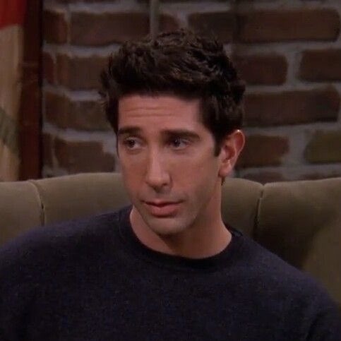 HeeLuv1204's tweet photo. Things Ross Geller and Mako have in common:

1. Same hairstyle
2. Bum personalities
3. Their ex-girlfriends ended up marrying women https://t.co/L7RVxaRtKf