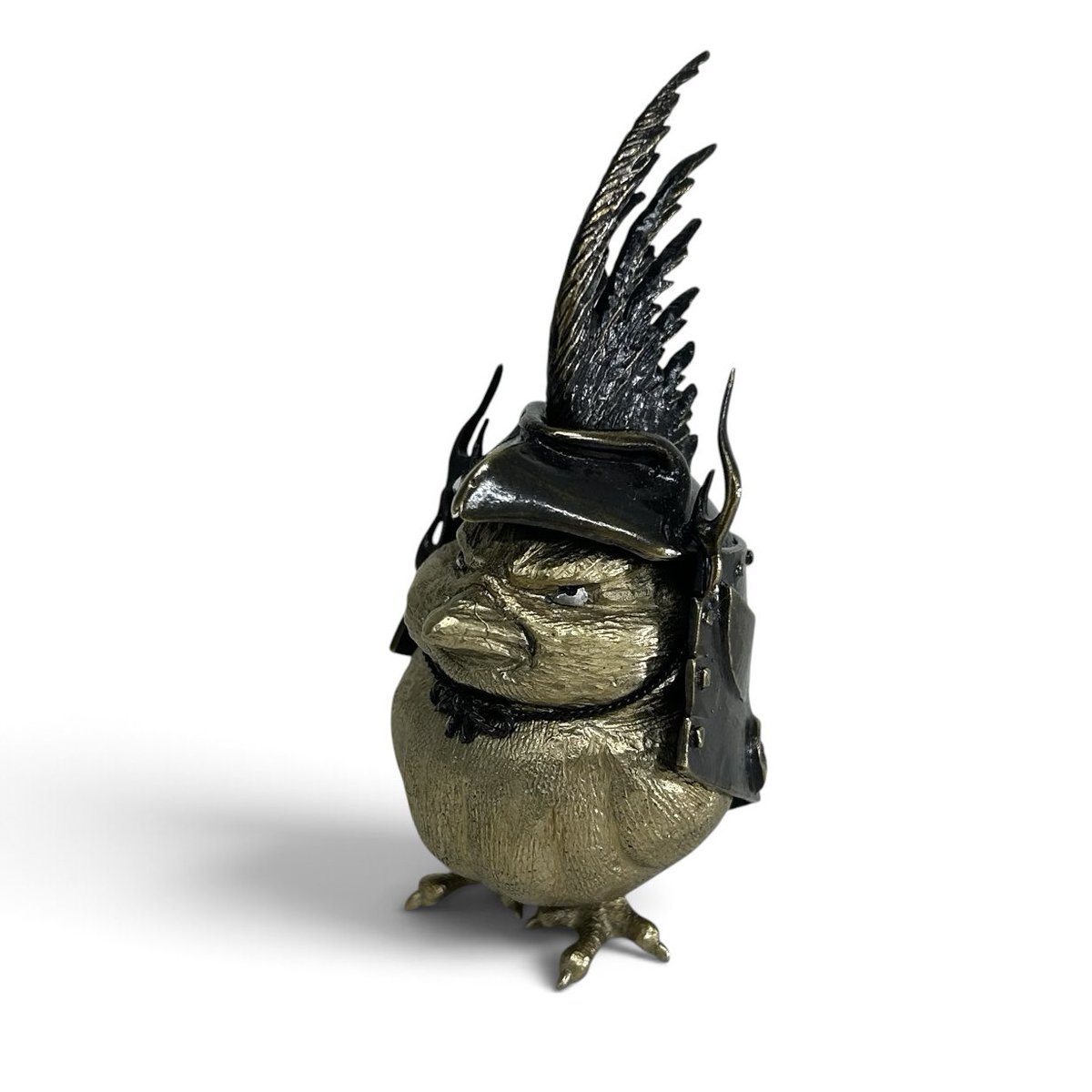show_mon_art's tweet photo. A tiny samurai chick by metal sculptor Yoshiro Iwaisako.

Freshly hatched and wearing an oversized samurai helmet, this little warrior bravely faces its nemesis.

Off to battle! 

#artforsale
#yoshiroiwaisako

https://t.co/o7nOOZOmmr https://t.co/O84Fabr5OP
