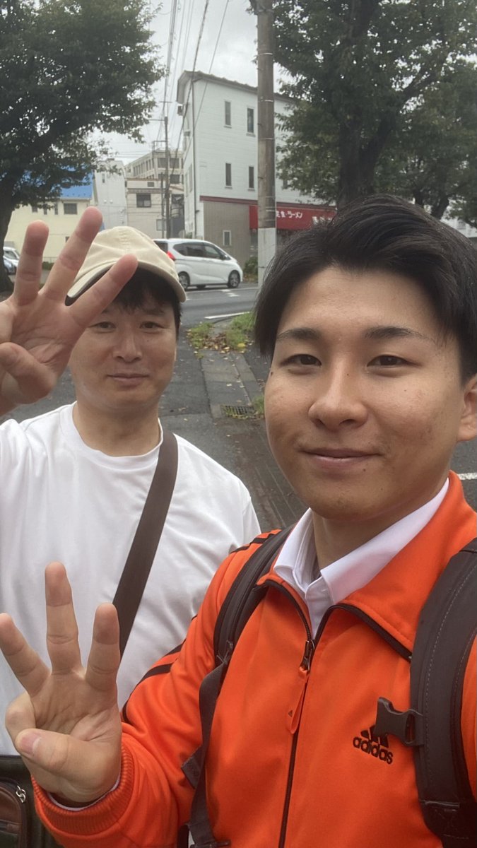 Sansei_Chiba's tweet photo. 【活動報告】9月26日 土曜日

・第2支部　八千代市
　地域での挨拶回り　#畠山しゅんすけ 
・第10支部　成田市
　道の駅 水の郷さわら　辻立ち
・第6支部　松戸市
　挨拶回り、北小金井駅にて駅頭活動
　#まえはなわたる https://t.co/N00ZVjHomt