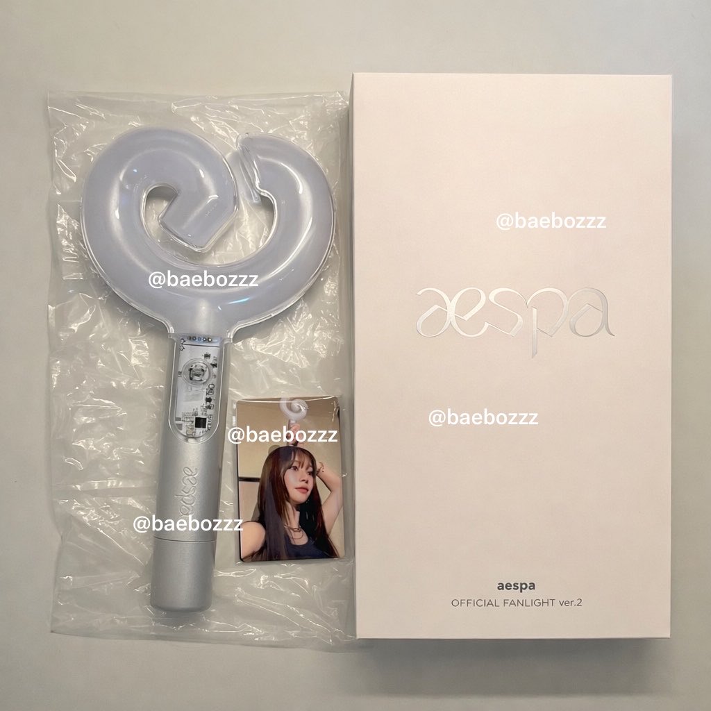 baebozzz's tweet photo. wts / ขาย 🧘🏼‍♀️🪷

แท่งไฟ aespa v.2

ใช้งานได้ปกติ มีการ์ด กล่อง
เคยใช้ไปคอน1ครั้ง เก็บใส่กล่องตลอด

📬 700 รวมส่ง
สนใจดูพต dm ได้เลยคับ

#ตลาดนัดaespa #ตลาดนัดเอสป้า https://t.co/GU0W0yHOZ2