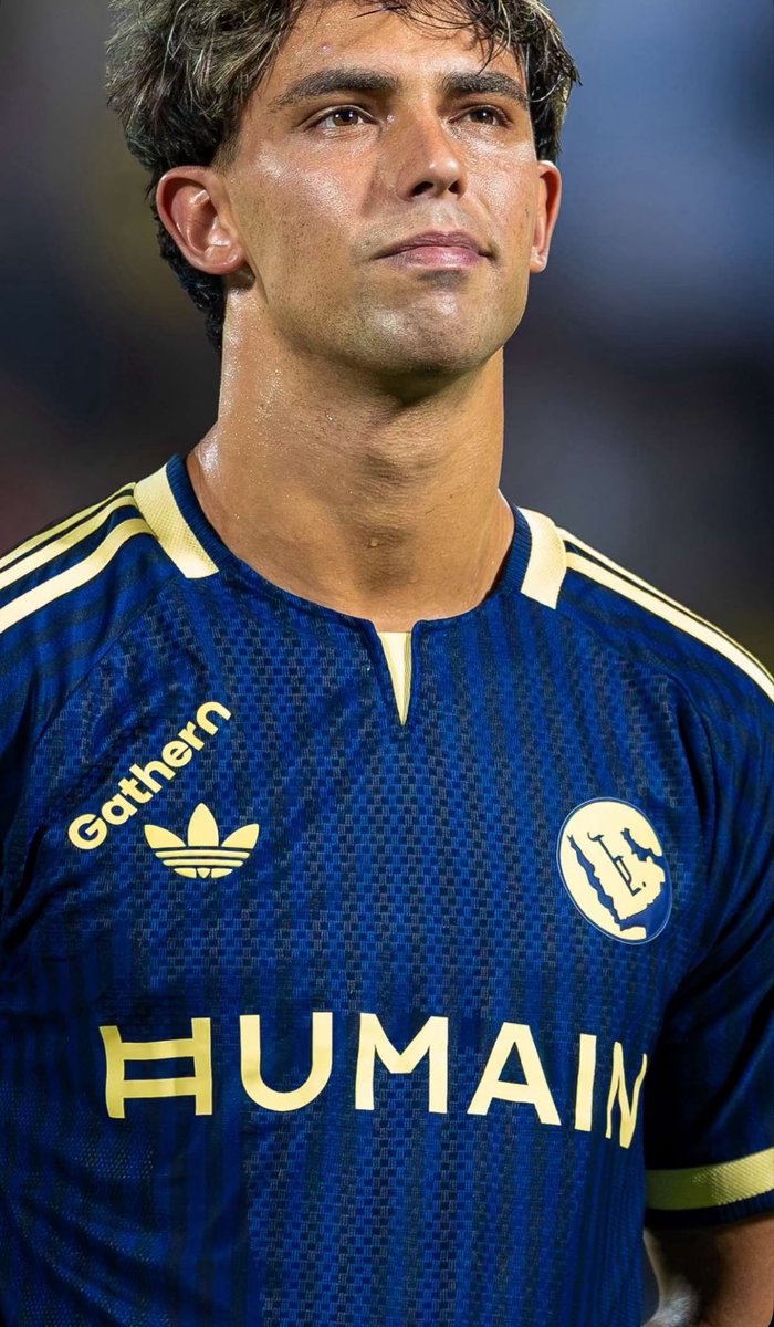 mrbnfysl1's tweet photo. تصريح جواو فيليكس مع مجله الاسبانيه 🤔

أنا سعيد جداً في النصر. سيكون عامي الثاني أفكر، ربما ليس الآن، في العودة إلى أوروبا. لا أعرف إن كان في نهاية هذا الموسم أو نهاية الموسم المقبل، لكن لدي رغبة في العودة إلى أوروبا، والعودة للمنافسة هناك. 🥲 https://t.co/Dln8rn2ZMa