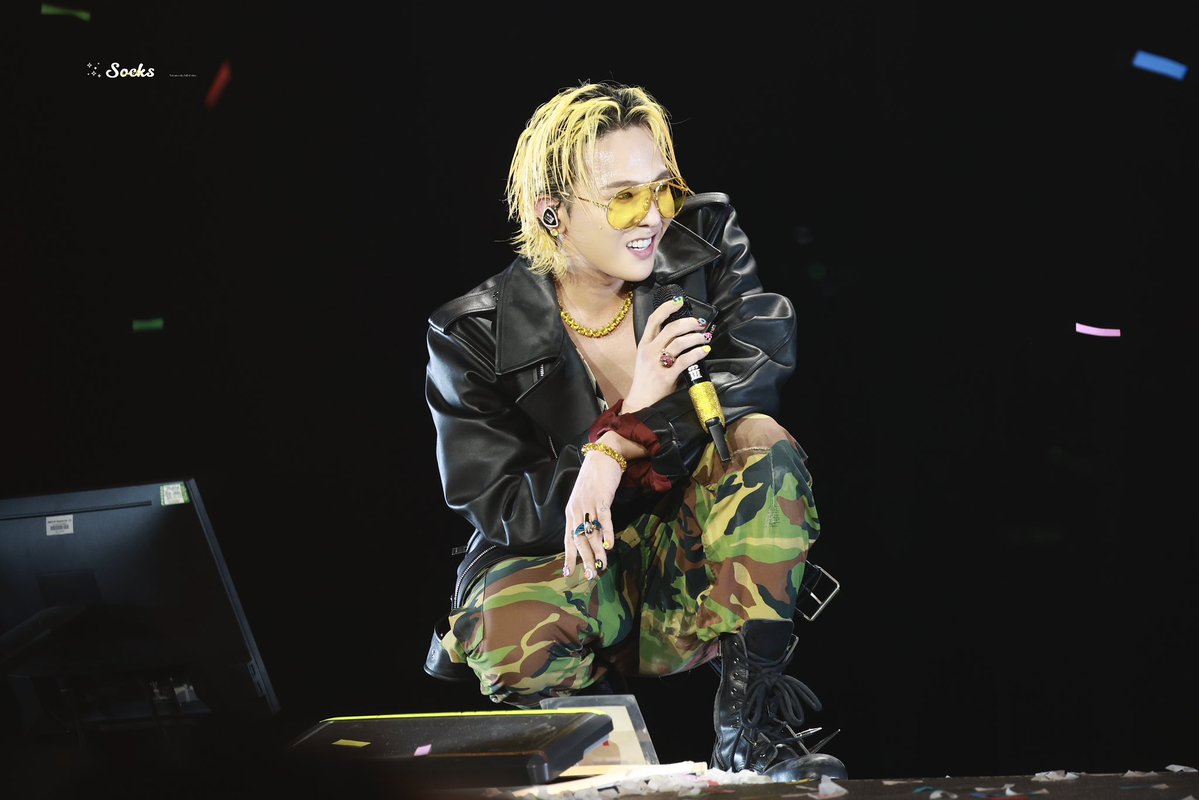 SocksGGG's tweet photo. 260926 BIGBANG <XX : COSMOS> in London🇬🇧

#GDRAGON #GD #지드래곤 #권지용 https://t.co/5MZURH1dbi