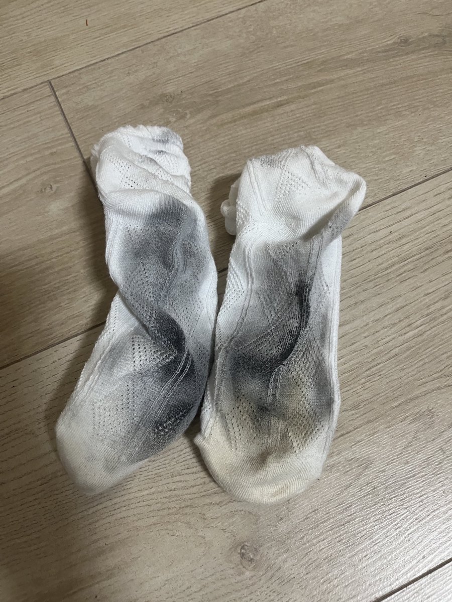 snowcat_ver4's tweet photo. 昨天的 #現貨 ～

出去玩一整天的
1️⃣超級髒髒襪🤯💰300
2️⃣白兔內衣 💰900

💟連下面一起優惠1900
💟真空包裝+免運

～～～～～～～
中秋優惠活動看主頁🩷
到9.30通通免運

#原味 #原味商品 #原味客製 #原味賣家
#聖水 #慰水 #原味襪 #原味內褲 #���味胖次 #原味白襪 #原味內衣 https://t.co/hA7B9Lg69B