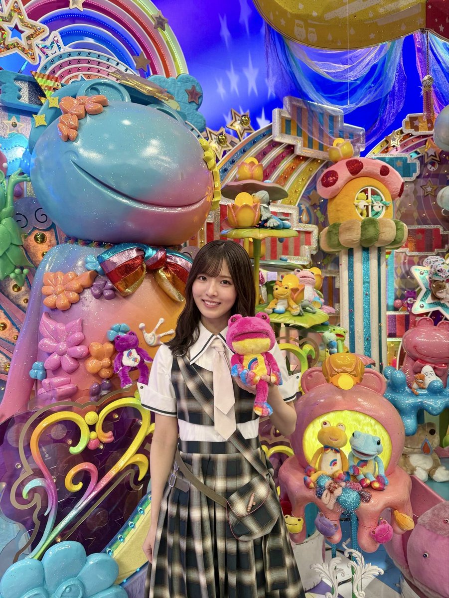 sakurazaka46's tweet photo. 本日9月27日(日)22:15～
テレビ朝日「アメトーーク!」に

#中嶋優月 が出演いたします📺✨

ぜひご覧ください🌸
#アメトーーク #櫻坂46
https://t.co/VBu1Sb98Ef https://t.co/WQWvvXsYNS