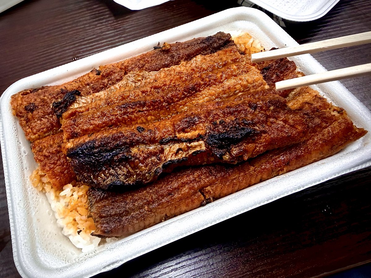 sakatansab's tweet photo. うまぎ

川口くん  

気が効くねええええええええええええええええええええええええ https://t.co/FVd07zHJ6K