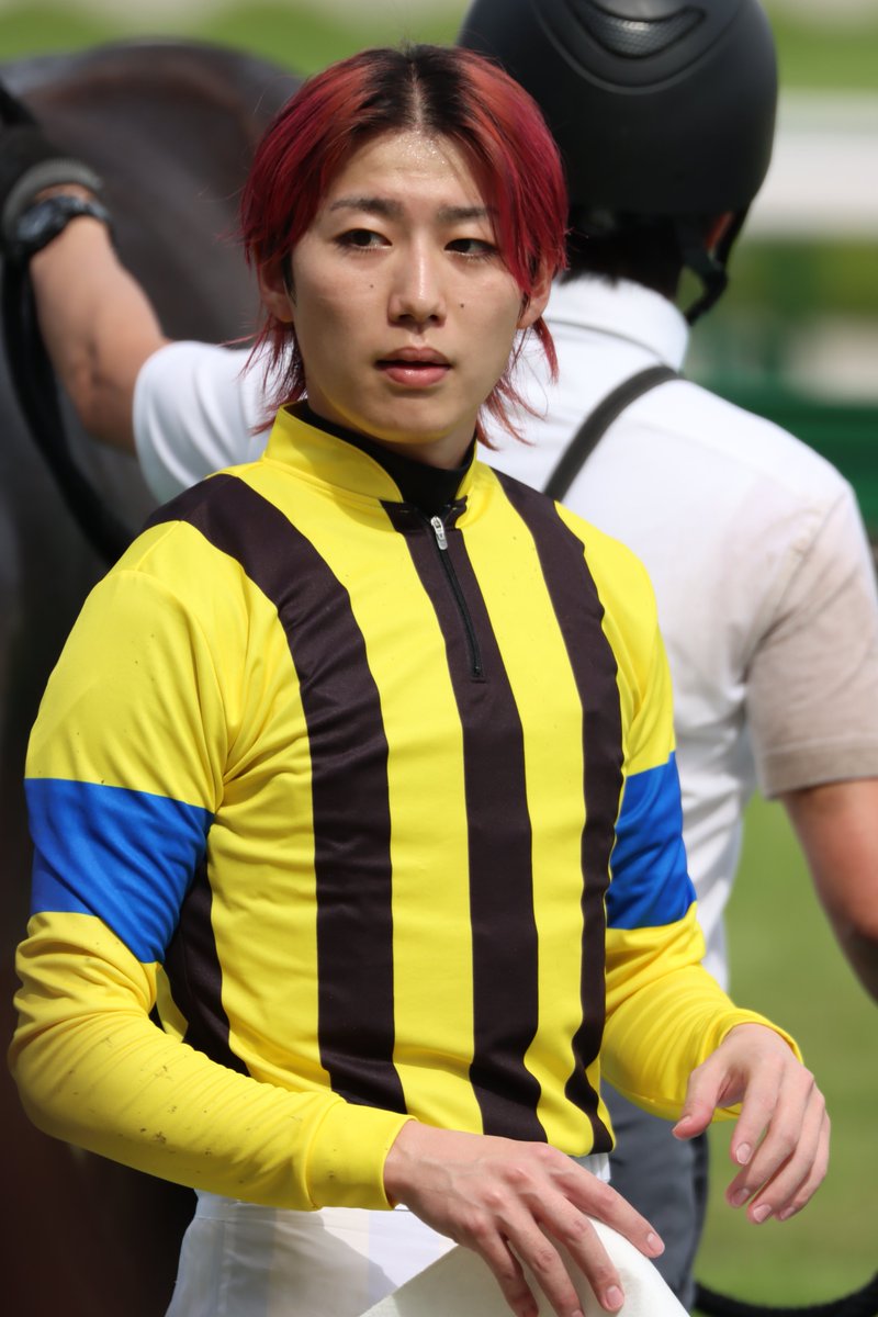 yasu_REF1429's tweet photo. 9/27 阪神競馬場2レース

斎藤 新騎手 通算300勝セレモニー https://t.co/5619a9EZNO