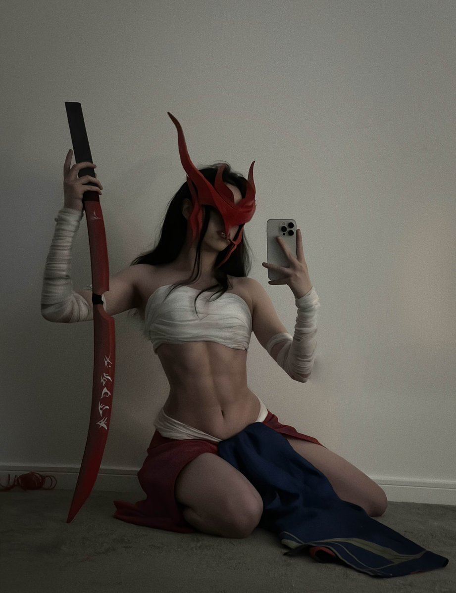 desigated's tweet photo. yone - league of legends 𑜷 https://t.co/RfVpeQs11s