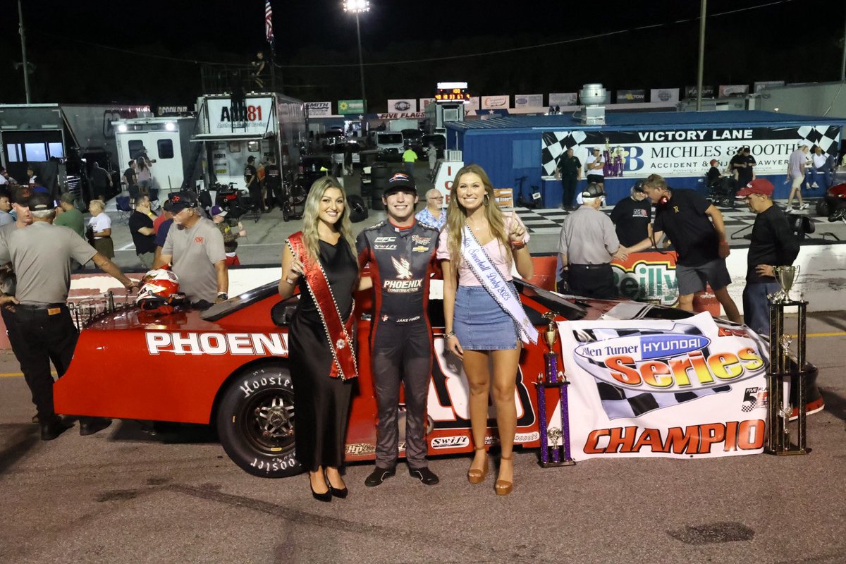ST_Scene's tweet photo. ATPLM: Turner Brown wins in Pensacola in his first start there, taking the lead in the final 25 laps. He beats Jake Finch, who claims the 2026 Allen Turner Pro Late Model Championship at Five Flags. In third, Dustin Smith, who led the majority of the race until being passed by Brown on a restart with 25 to go.