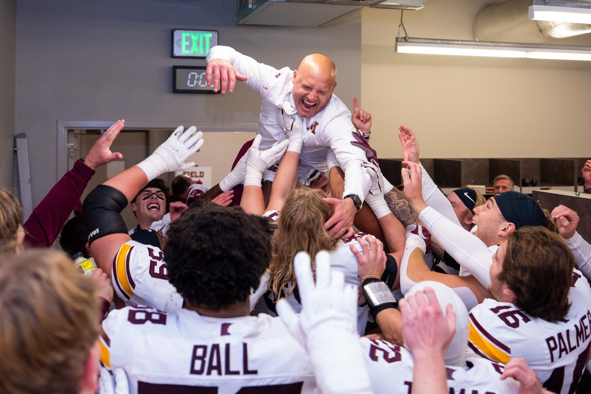 GopherFootball tweet picture