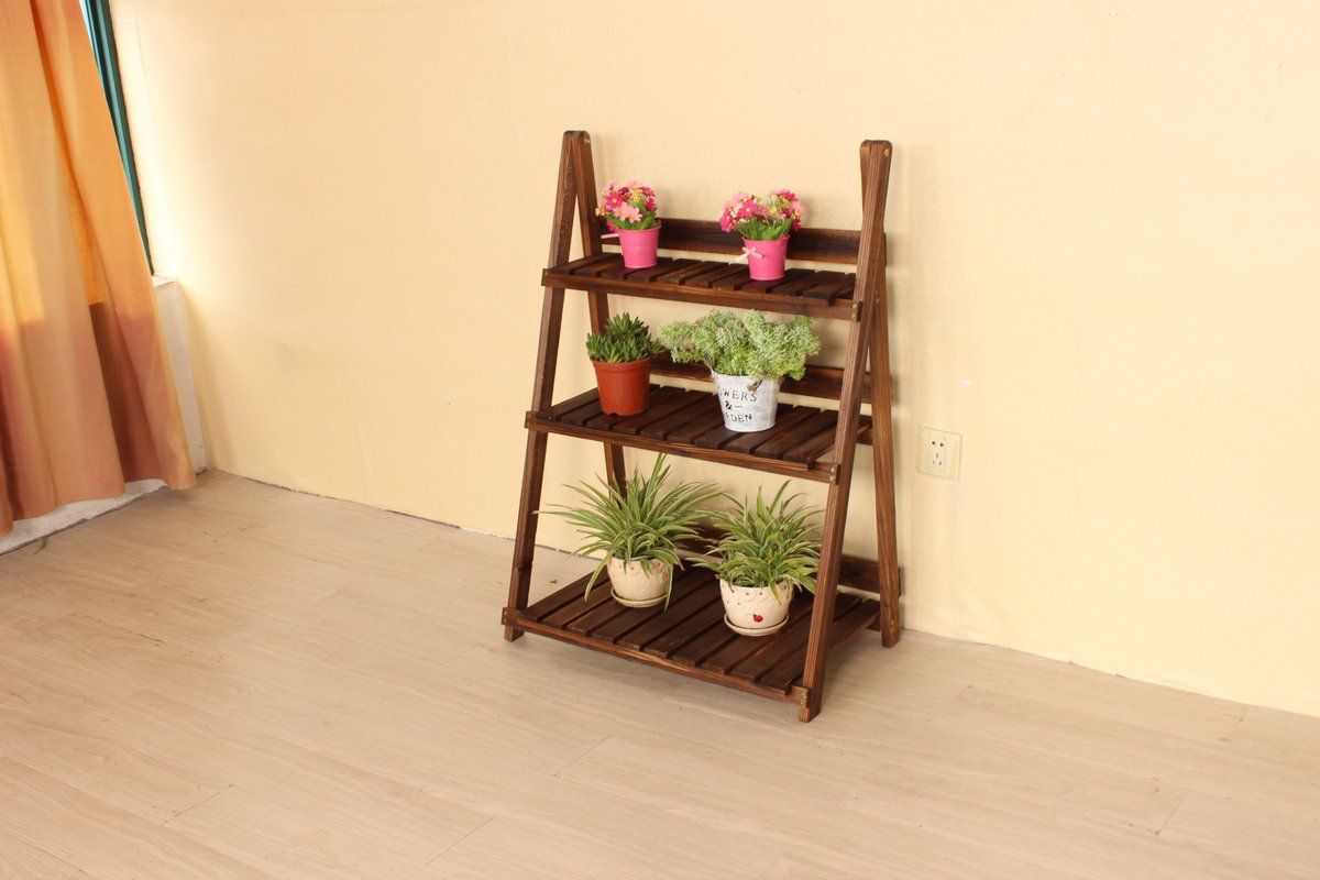 jacetrang282097's tweet photo. Turned an old wooden ladder into a stylish plant shelf! Perfect for displaying my potted friends ， https://t.co/6S7rWm2skL