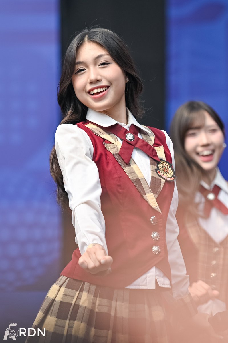 repii_michiee's tweet photo. center kita loh yaa CAKEP BGTTT 😭🫶🏻

sumber fto: @InfoDemichi @RDNADN https://t.co/BzwO1KqCSl