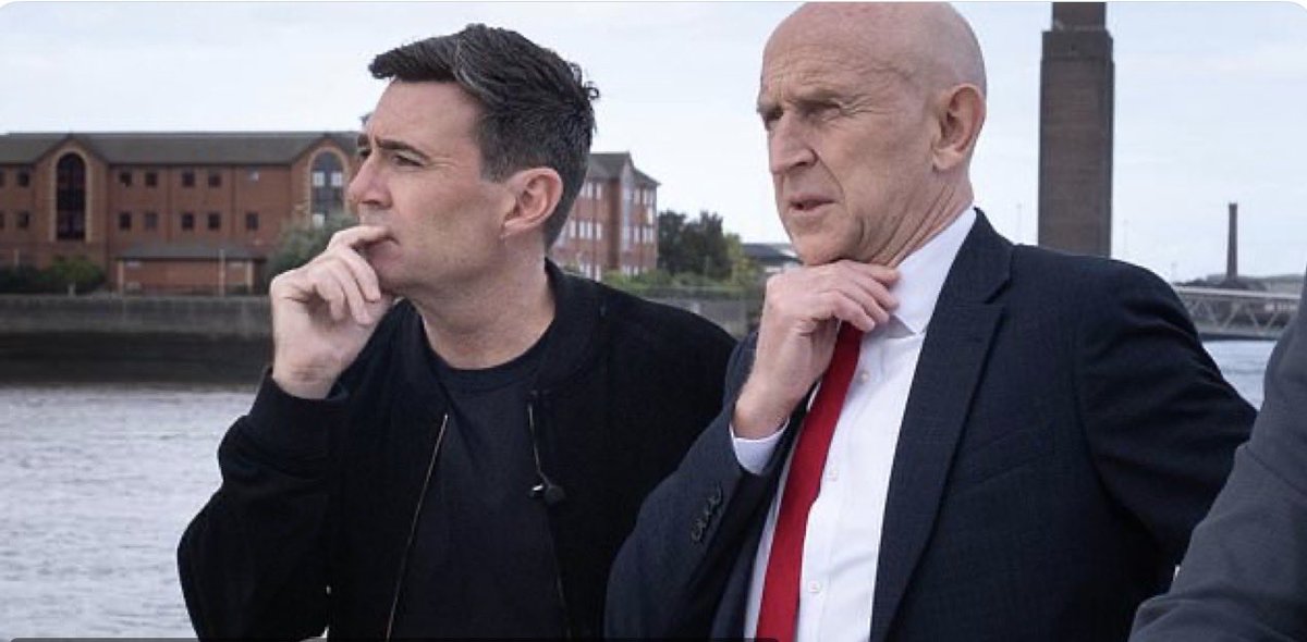 Covbluenose's tweet photo. There’s a caption contest to be had here….
#SocialismFail #LabourFail https://t.co/mpr67xnY1W