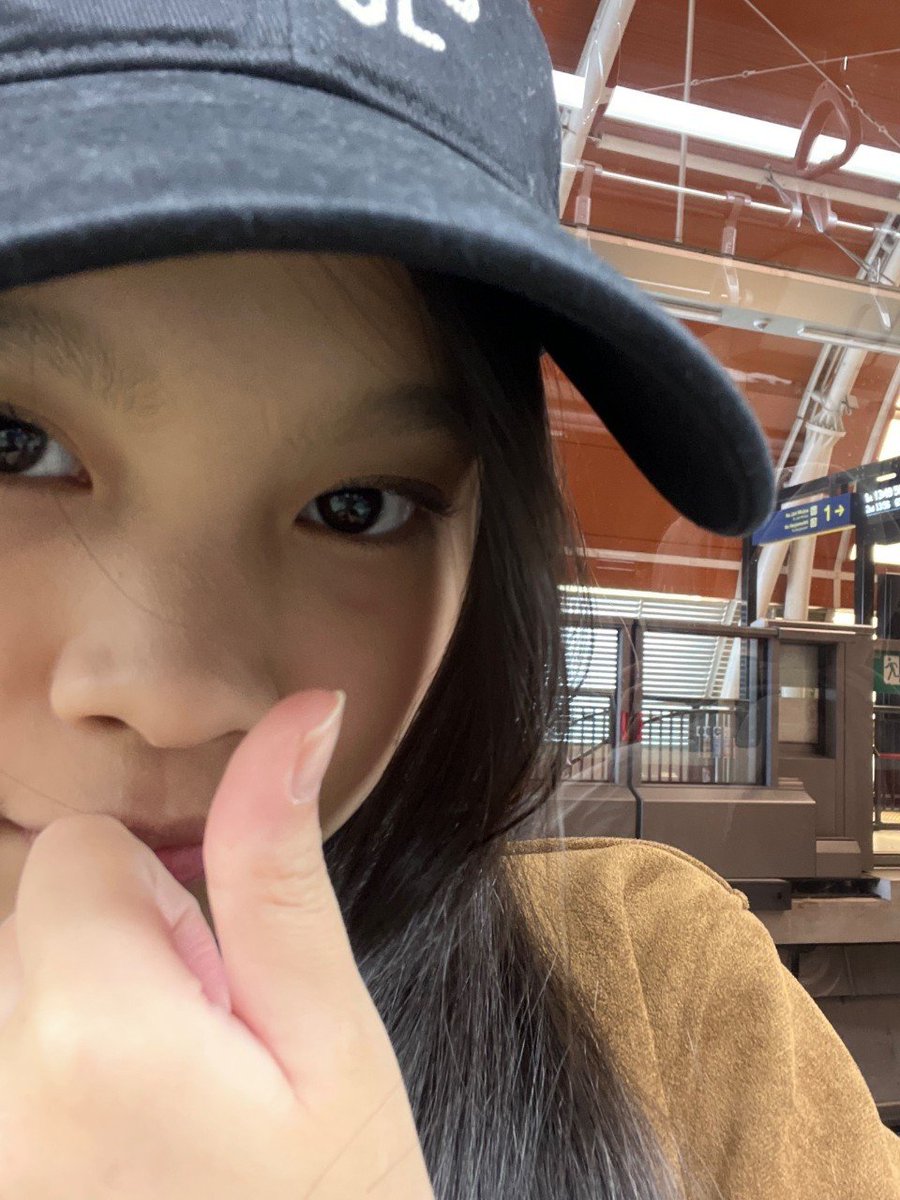 Tiarrrrrrw's tweet photo. #GiaPict 
@Giaa_JKT48 🤍 https://t.co/MtHHnlNHhv