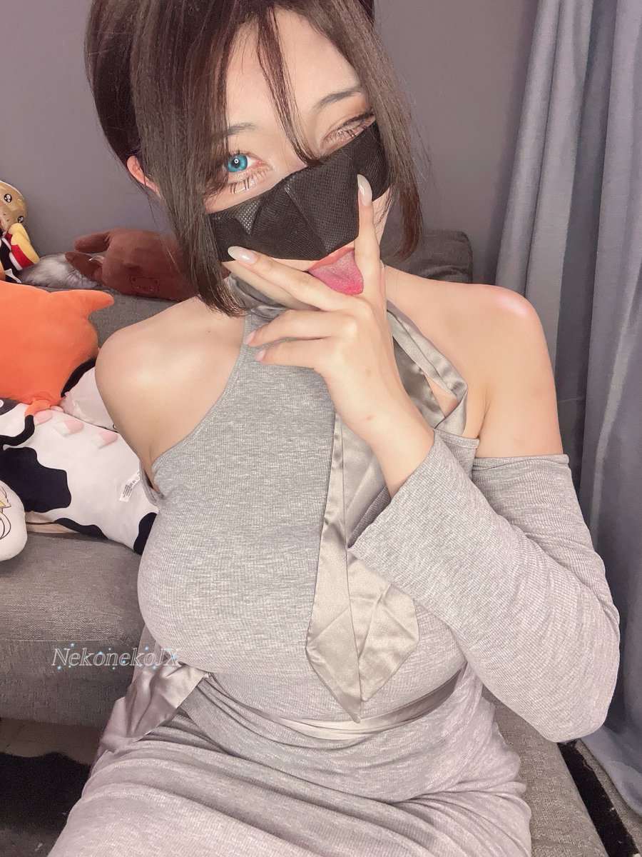 NekonekoJX's tweet photo. Yessssss….?

#casualstyle #maskgirl https://t.co/DxRcr7mTf8