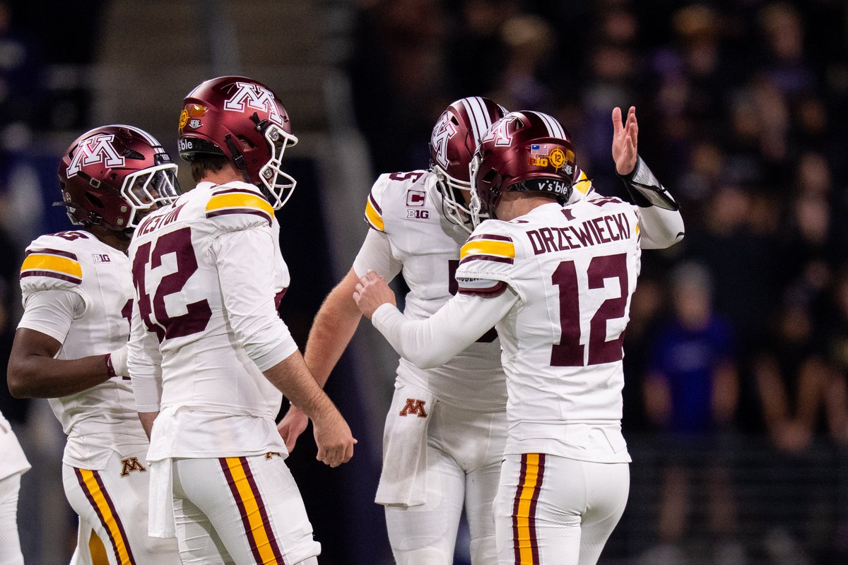 GopherFootball tweet picture