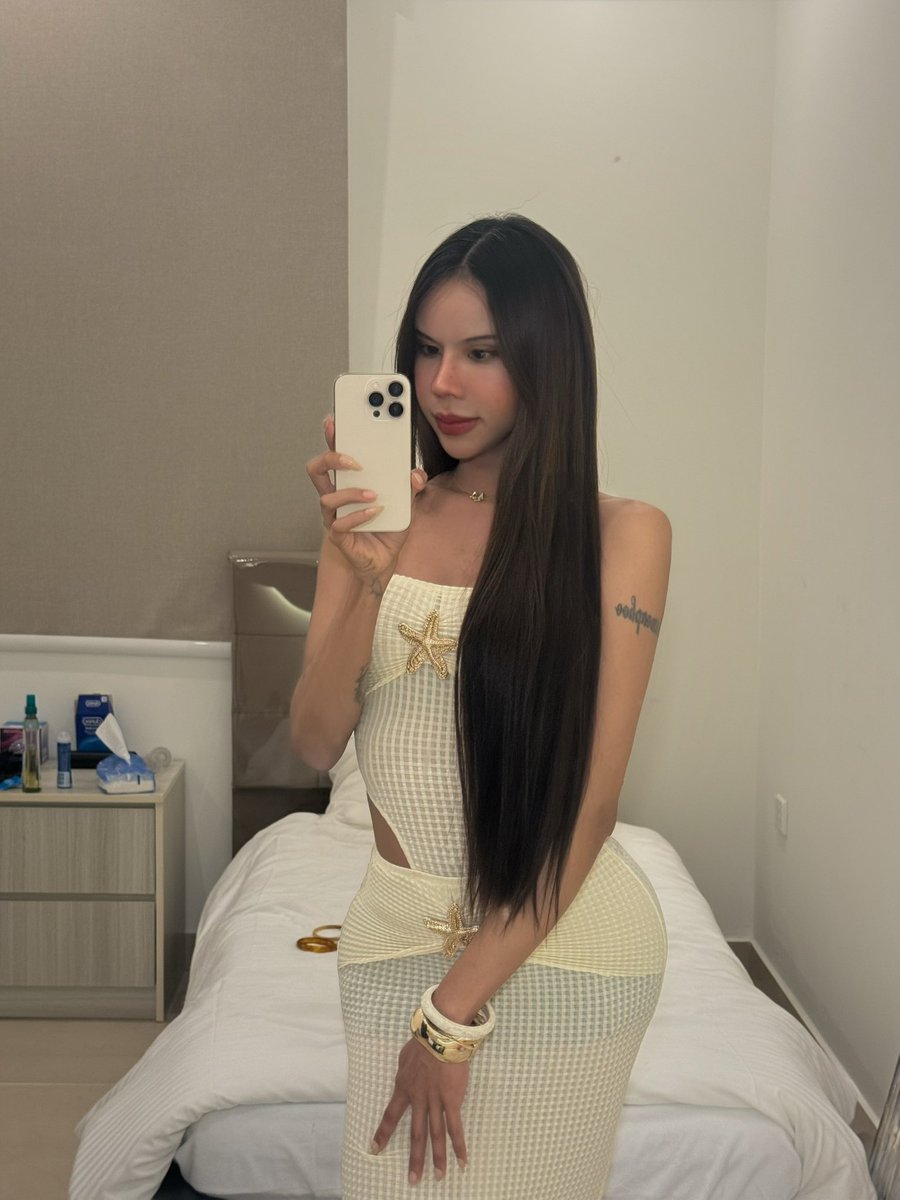 vaurbo's tweet photo. #jeddah_ladyboy 
#ladyboy_jeddah (1) https://t.co/FmfwfT7Thu