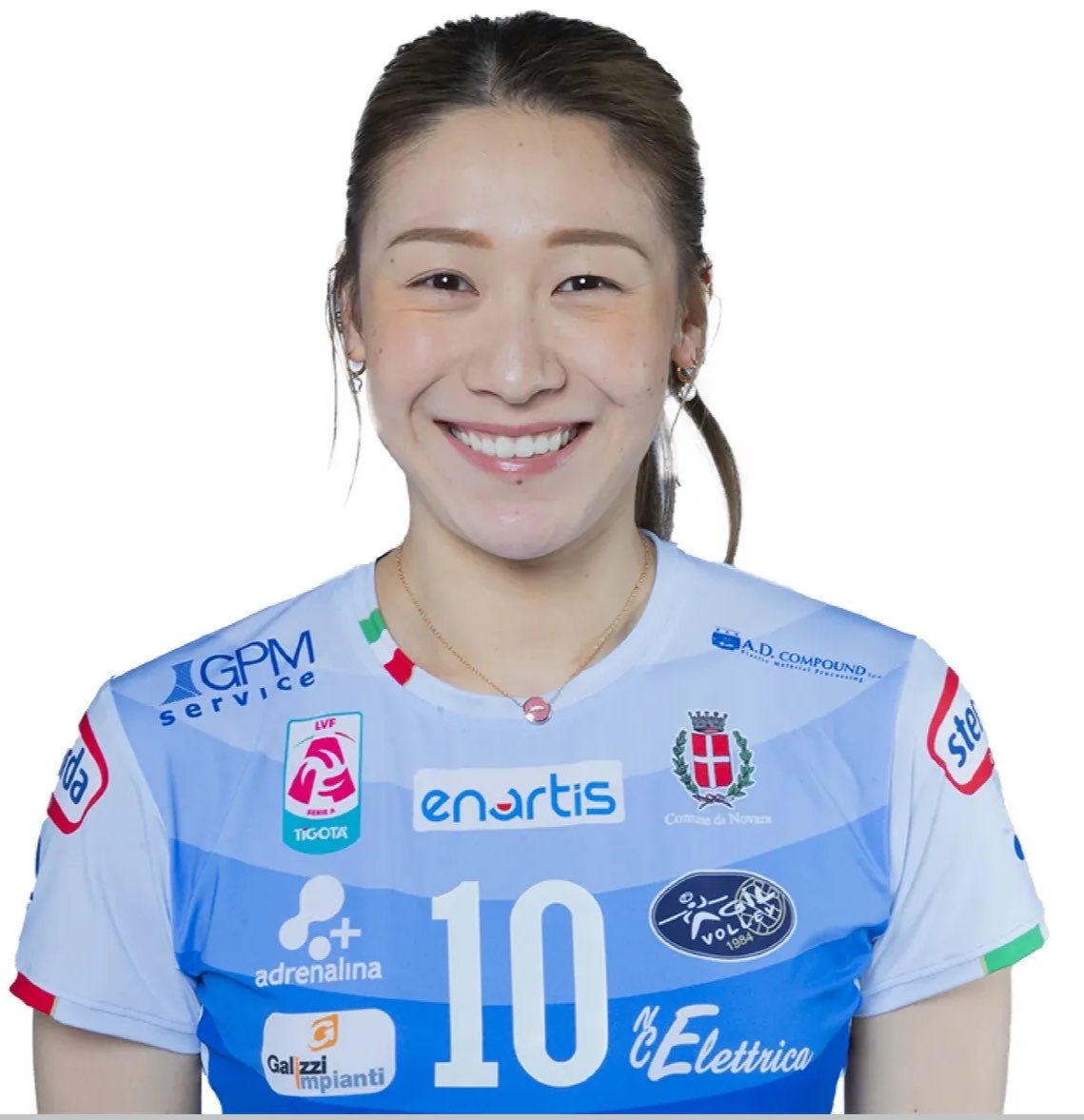 unPEmjNpnj05256's tweet photo. 誰がなんと言おうとジュエリーつけてプレーしてる姿が好きなんですけど値上がりェ… https://t.co/yUJkzgXAeS
