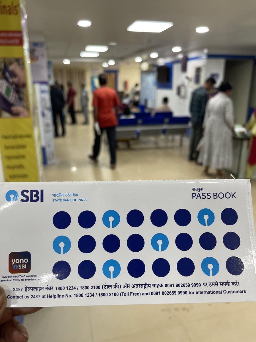 hellodebasish9's tweet photo. So, who decided to visit the bank on a Sunday? 😂🏦
#sbi 
#sunday 
#bank https://t.co/oQ9ueHZsCO