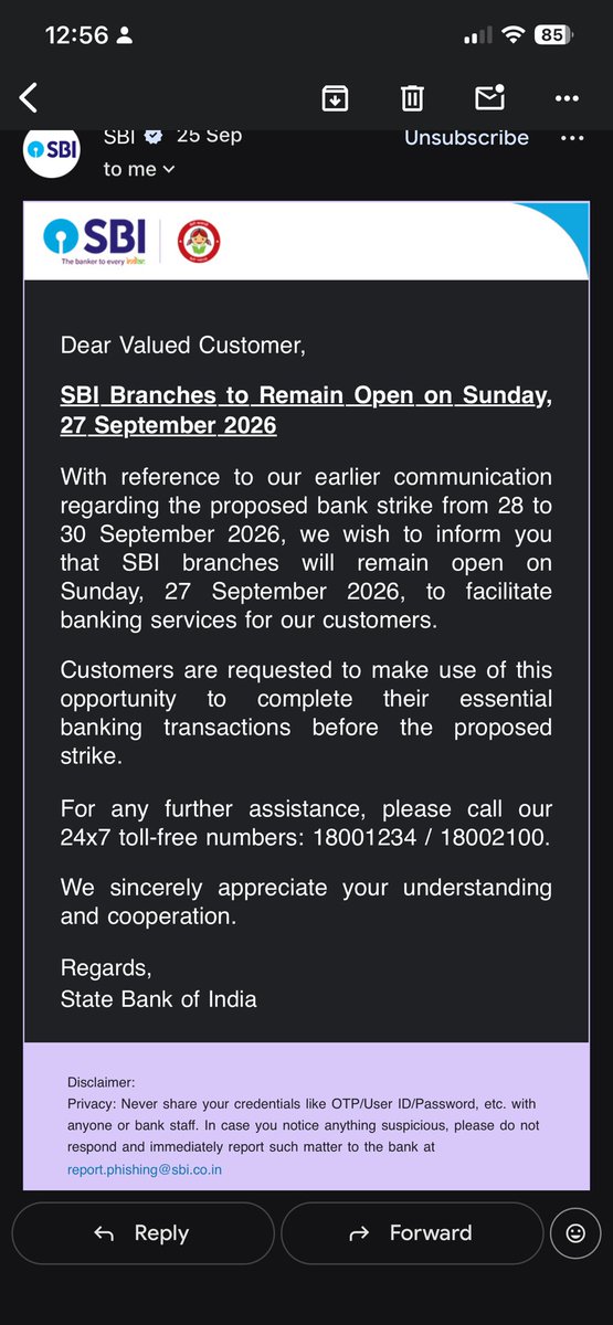 hellodebasish9's tweet photo. So, who decided to visit the bank on a Sunday? 😂🏦
#sbi 
#sunday 
#bank https://t.co/oQ9ueHZsCO