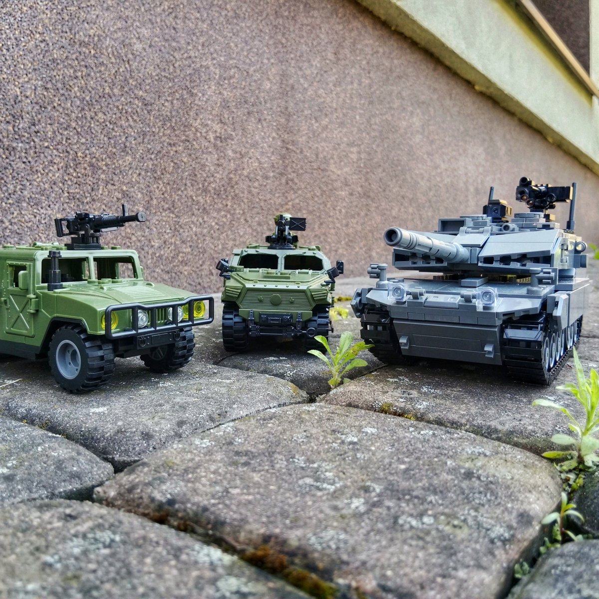 M438sCreations's tweet photo. Ćwiczenia wojskowe „Die letzten Tage”, Gdowski Rejon Umocniony 2026.

Militärübung „Die letzten Tage“, Befestigter Raum Gdów 2026.

The "Letzten Tage" Military Exercise, Gdów Fortified Area 2026.

#lego #legomilitary #legomodernmilitary #gdów #gdow https://t.co/0hDMLDgXSv