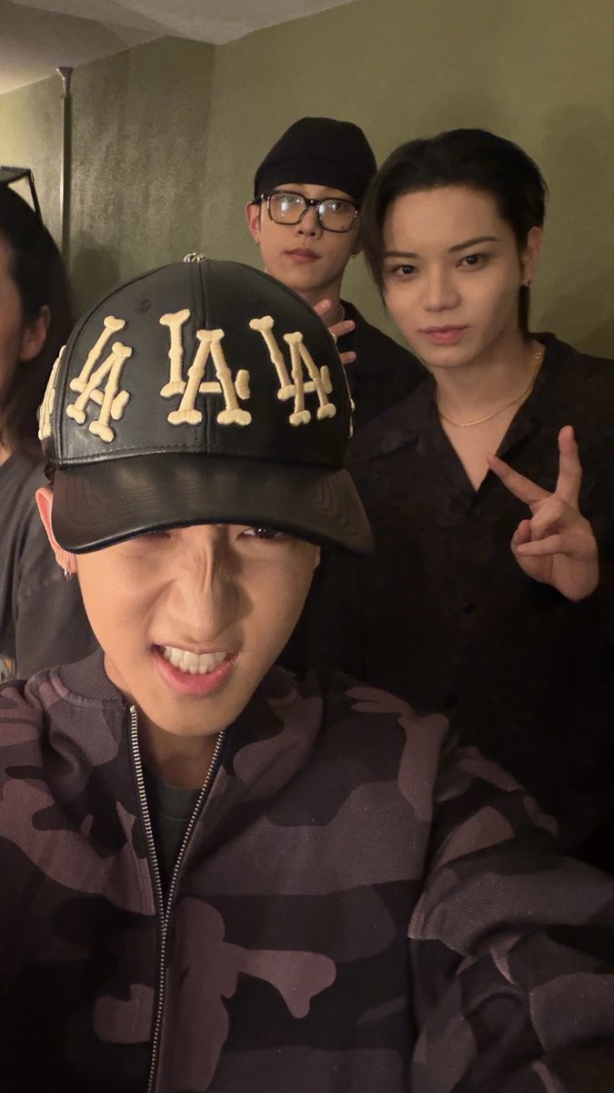 kolorhiphopujin's tweet photo. acil gemes bgt acillll omaygattt karung mana karung woii 😭😭😭gakuat kenapa gemecc bgt heii😩😩😩 https://t.co/iXjdjnNR5L