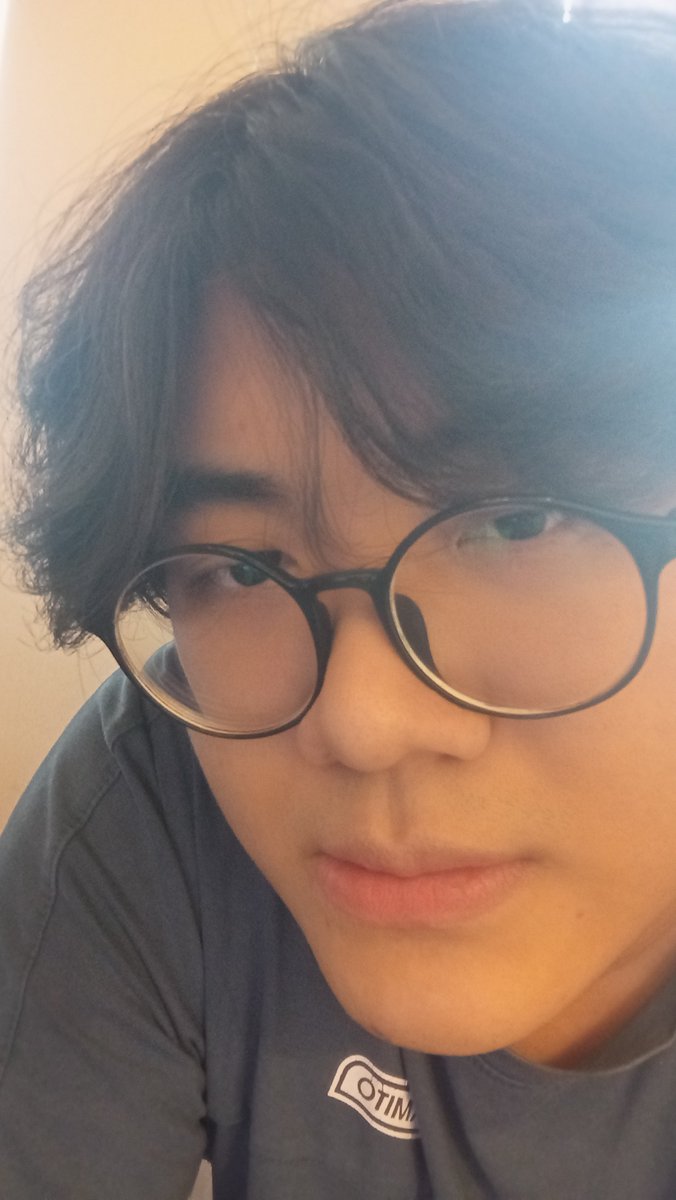 14_11__kuongg's tweet photo. Blur-blur-blur https://t.co/ndLdHF6EcX