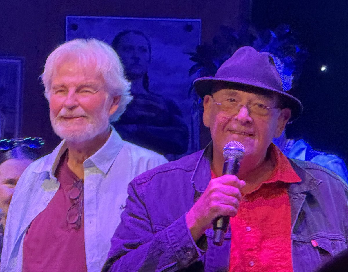 OHaraldseid's tweet photo. En fantastisk kveld i går - Prima Vera - the musical på City Scene i Fredrikstad👍. Fikk gjenoppleve «the best of Prima Vera» uten filter-  på en elegant måte👌. Humor-Legendene Tom Mathisen og Herodes Falsk var på plass og fikk en velfortjent hyllest fra en fullsatt sal etter showet🙏