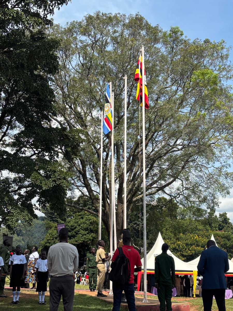 coufamilytv's tweet photo. OH UGANDA! ๐บ๐ฌ๐ฅ
#OhUganda #ArchbishopKaziimba #ChurchOfUganda #GuluCity #NorthernUganda #FarewellVisit https://t.co/TBjRoCMI5k