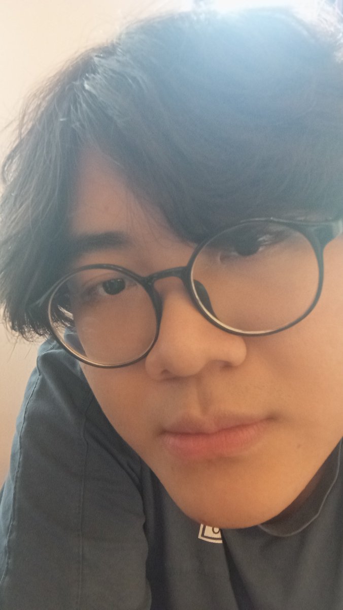 14_11__kuongg's tweet photo. Blur-blur-blur https://t.co/ndLdHF6EcX