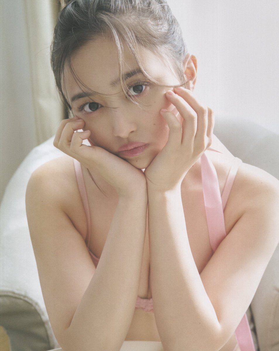 tttmmm592t2's tweet photo. すっかり乃木坂の顔💕︎
顔マン乳デカケツデカアイドル💕︎💕︎

#井上和 https://t.co/3Fvry5Io7h