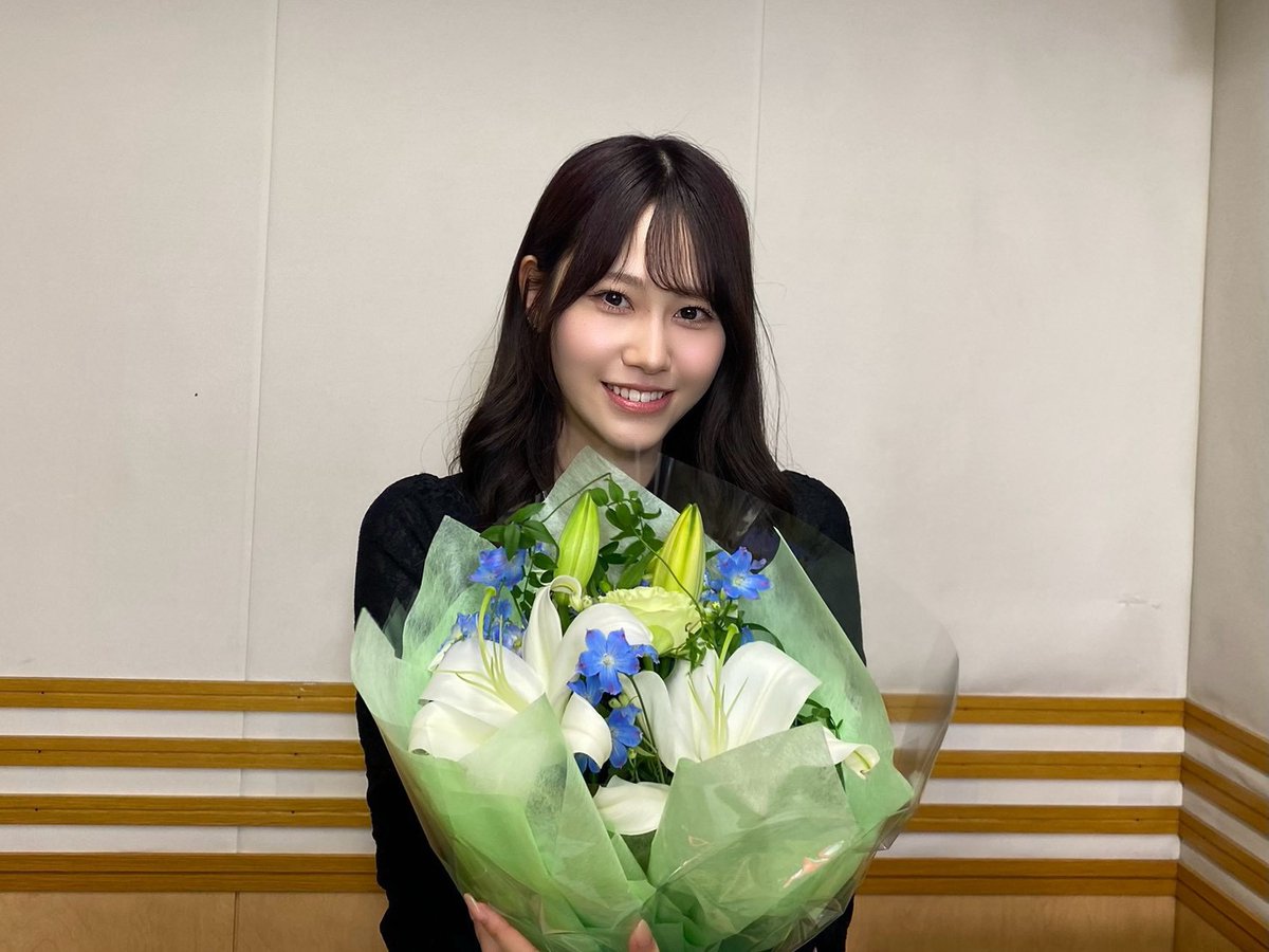 sakura_joqr's tweet photo. #向井純葉 さん
半年間のMCおつかれさまでした😭

毎週、耳が明るくなる元気いっぱいな放送を
届けてくださりありがとうございました✨

新MCとゲストメンバーは放送までお楽しみに🤭
ということで沢山の「ふつおた」お待ちしてます！
※メール締め切り：9/28 (月) 中まで🏃💨

https://t.co/EQb4VZcqCX

#櫻坂46
#文化放送
#櫻坂のさ