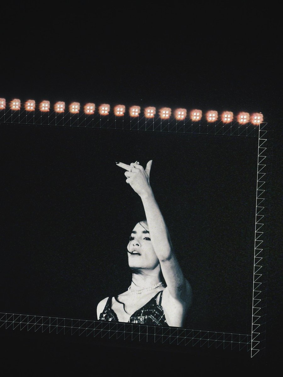Florfed's tweet photo. pop icon S https://t.co/0rAkbDc46F