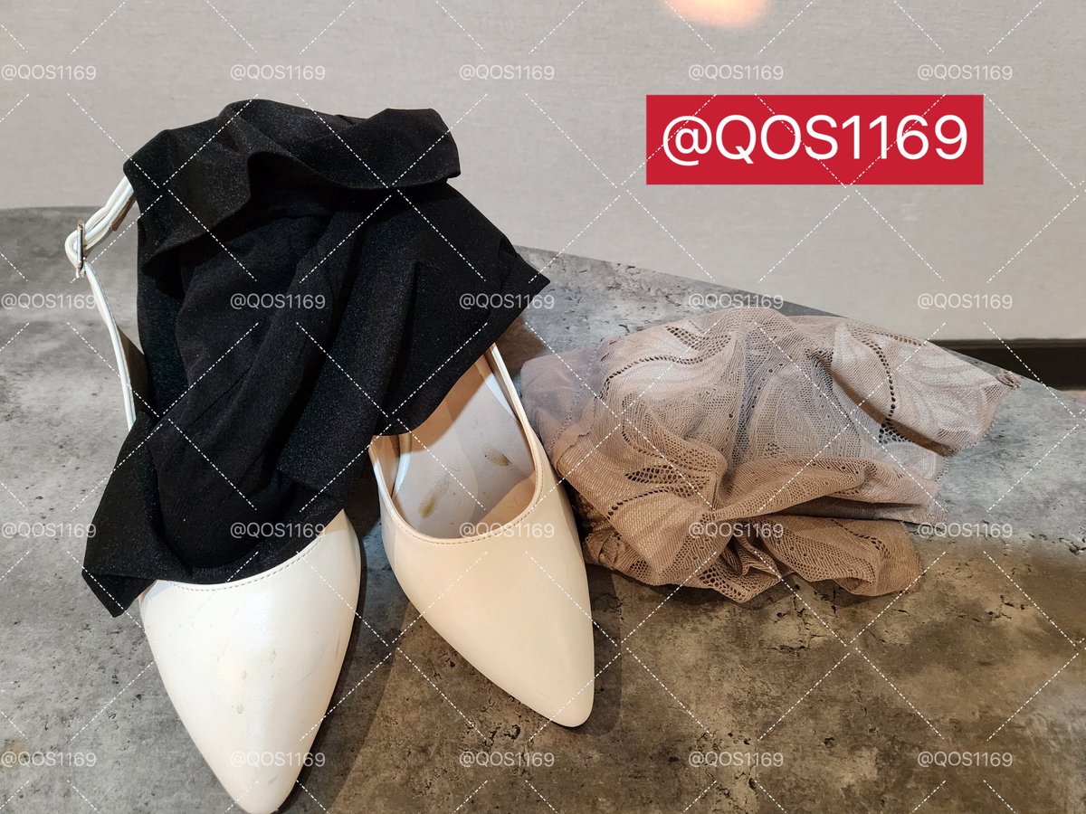 QOS1169's tweet photo. 《K女士的日记》用高跟鞋自慰成就Get！把这高跟鞋和丝袜送给粉丝做福利吧！转发评论点赞就能获得抽奖资格哦！#母狗 #原味 #打胶 #丝袜 #女m https://t.co/09NKe5b7t2