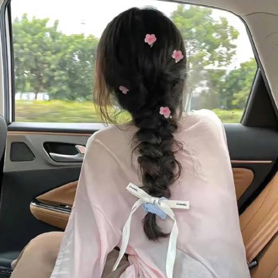damaweine's tweet photo. #新头像 https://t.co/232XgcTXU3