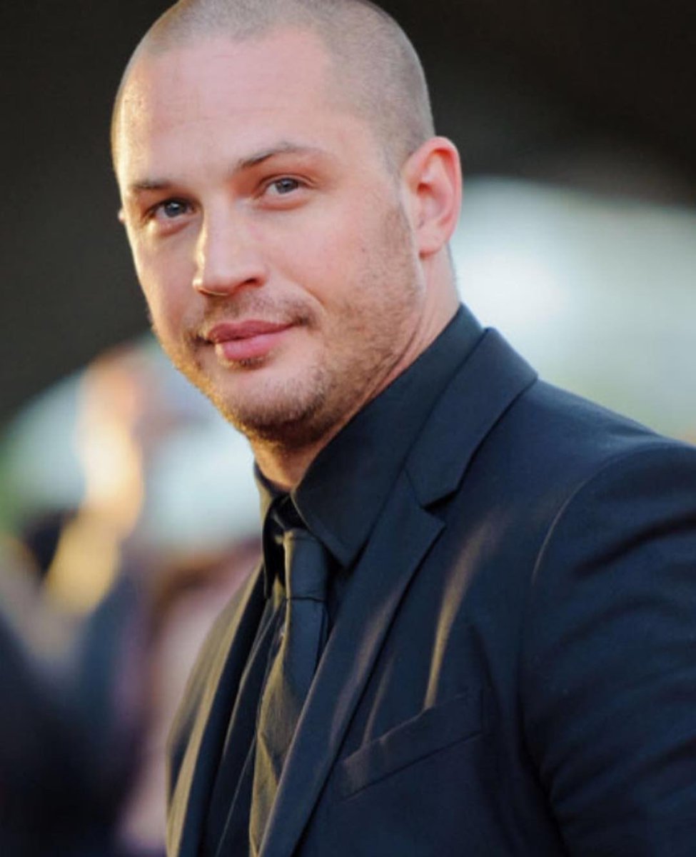 KoRn_Penguin's tweet photo. Tom Hardy 🖤🩷 https://t.co/BGX6hrlHIZ