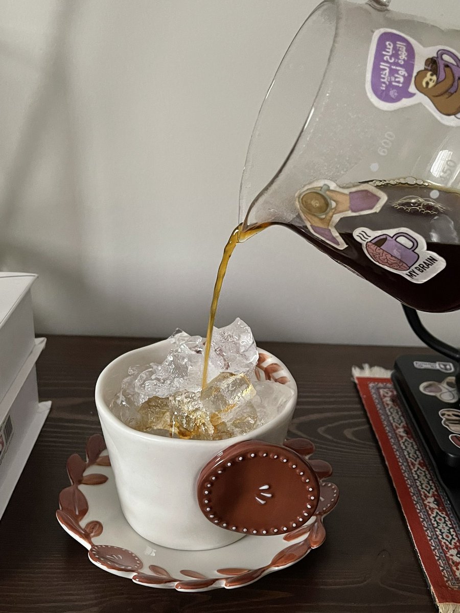 M_A20_19's tweet photo. لـ تأكيد دفء الموقف -ألتقطت صورة- 🤍☕️ https://t.co/eVOzTwFynM