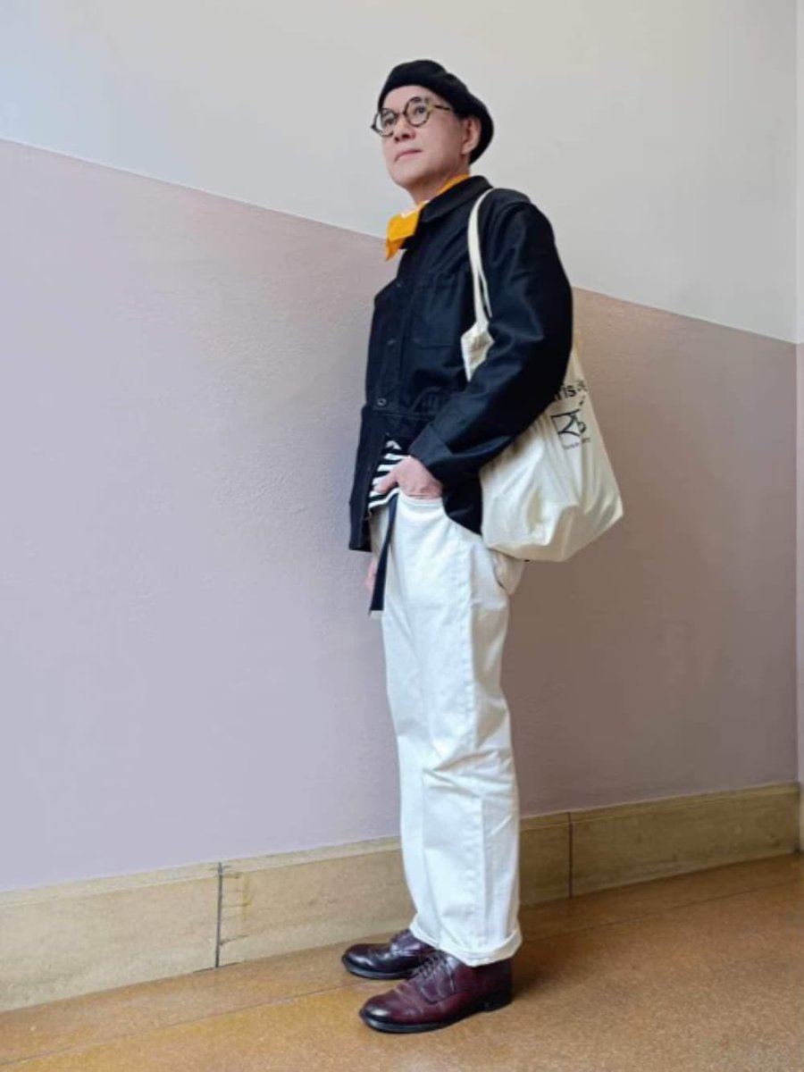 RENGOKU_11's tweet photo. この『フレンチカジュアル』っていうお洋服のジャンル、マジで日本人の空想の産物なんだよな。パリでこんな格好してる人間をガチで1人たりとも見たことがない… https://t.co/JNG2k78rWF