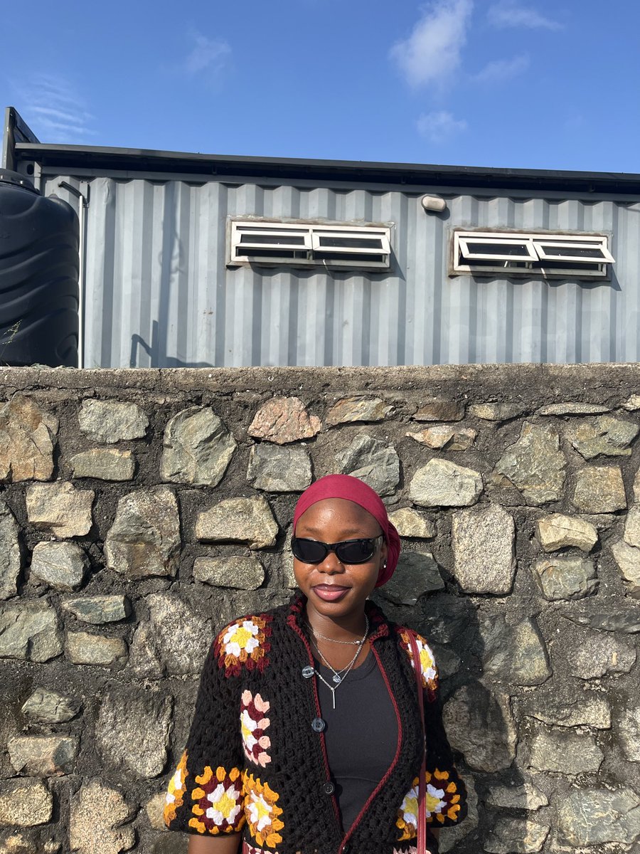 ms_wiqoya's tweet photo. Went outside and made history 😂 51,000+  of us at the Black Market movie event 🥹 And yes, I made my crochet shirt too. 🧶❤️ DM me if you want yours! #Blackmarket #crochet #CrochetNigeria https://t.co/U96SKHFRuL