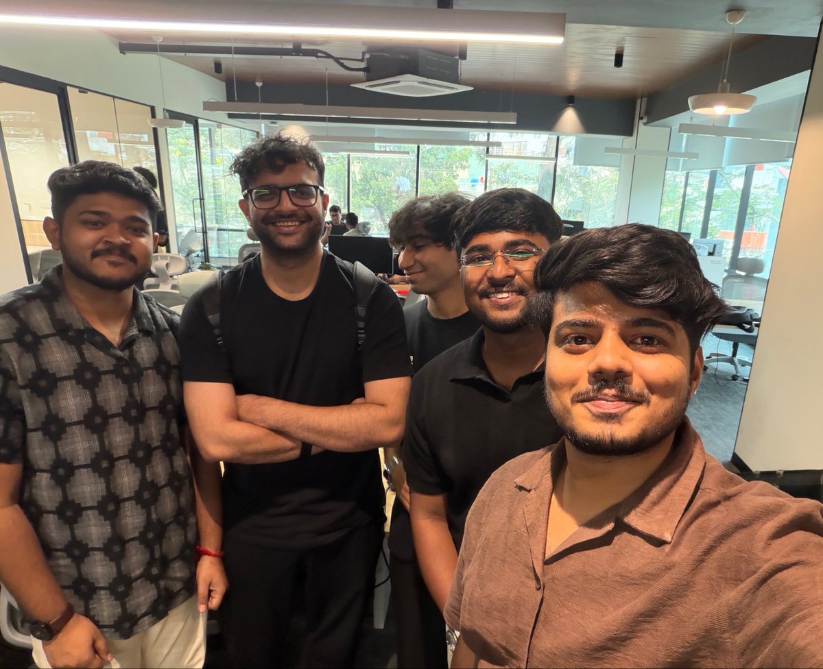 SkyyCodes's tweet photo. Fan moment fr
@kirat_tw in the house!

Learned so much from him over the years. Forever grateful for everything. 

Forever a fan. Thank you so much for everything ❤️ https://t.co/n5NocV90E3