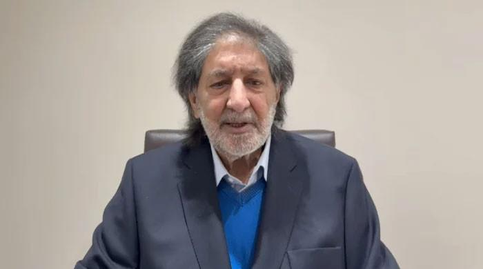 JPDigitalPak's tweet photo. جوئے اور سٹے بازی کے خلاف آواز اٹھانے پر کئی بار جان سے مارنے کی دھمکیاں ملیں، سرفراز نواز کا انکشاف! سابق پاکستانی فاسٹ بولر نے بتایا کہ انہیں کرکٹ میں جوئے اور سٹے بازی کے خلاف بولنے پر متعدد مرتبہ دھمکیاں دی گئیں۔
#SarfrazNawaz #Cricket #PakistanCricket #Betting #MatchFixing #SportsNews #jpdigital