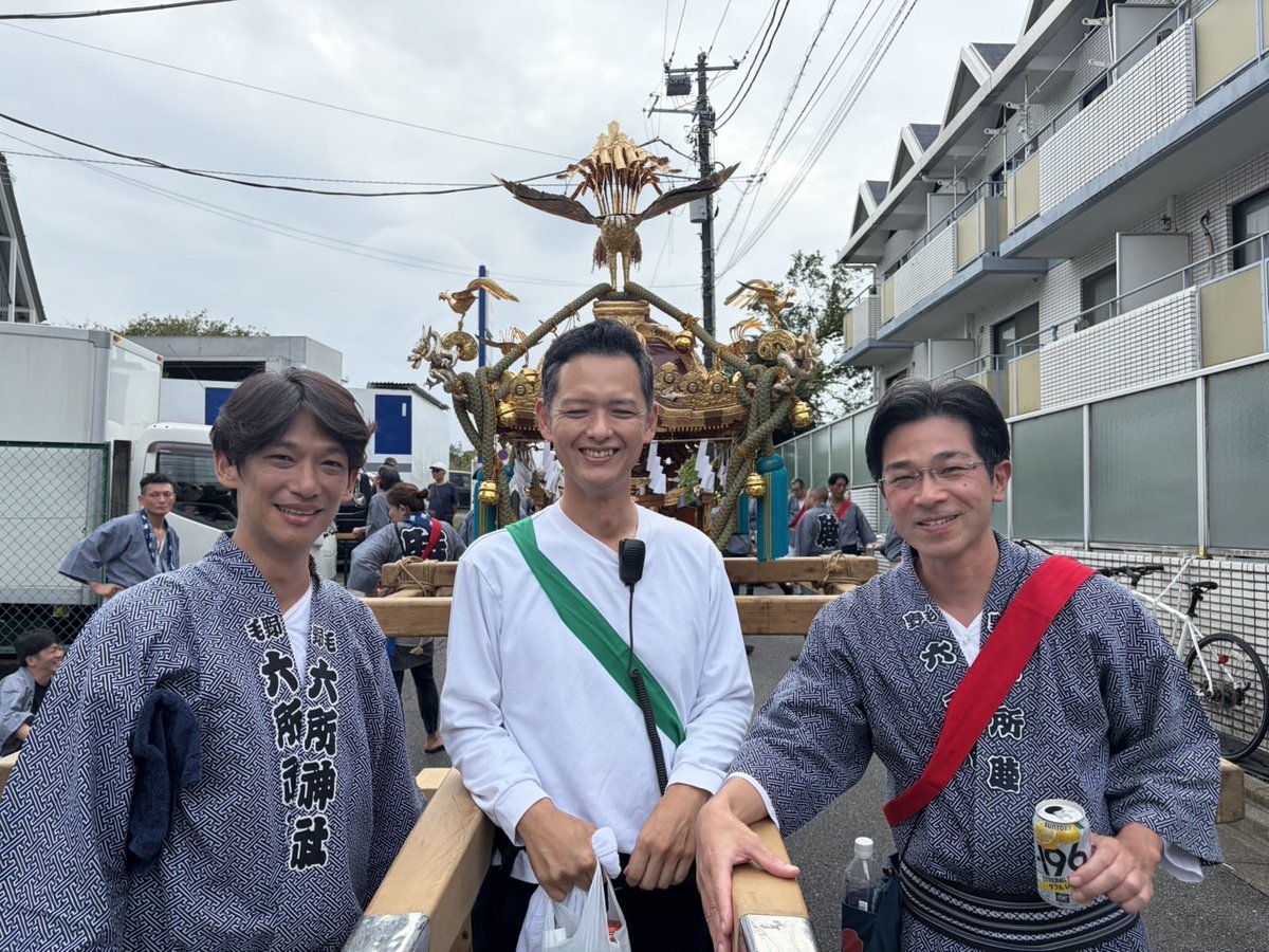 m_mochizuki3's tweet photo. 神明神社（千歳船橋）→六所神社（野毛）
→神明神社

毎週、お祭りハシゴがしばらく続きます。
今日は、岡川区議と(^^) https://t.co/80hghxTrDP