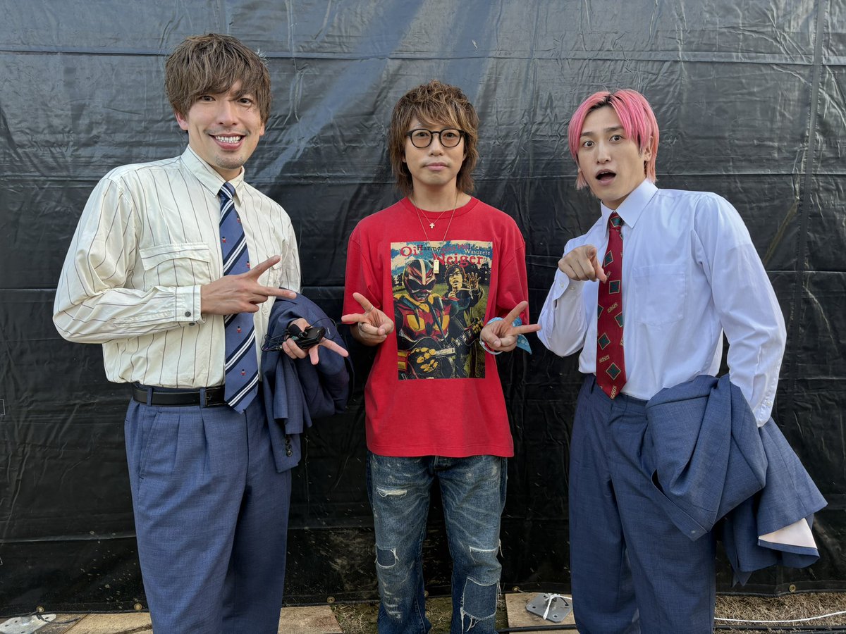 takahashiyu_st's tweet photo. #高橋優 主催
秋田 CARAVAN MUSIC FES 2026

16:20- EXITのお二人@鳥海ステージ

ご出演いただきありがとうございました‼️
出番直後にステージ裏で記念撮影📸

#ACMF2026 #にかほ市 https://t.co/q5pAYmHpEE