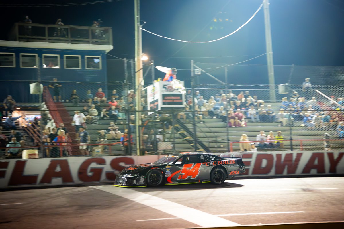 ST_Scene's tweet photo. SSS: Matt Craig lead wire-to-wire in dominating performance to win the Deep South Cranes 100 in Pensacola on Saturday night. Southern Super Series points leader Spencer Davis took second and Jake Finch was third. With a seventh place finish, Stephen Nasse secured his first career Blizzard Series Championship at Five Flags Speedway.
