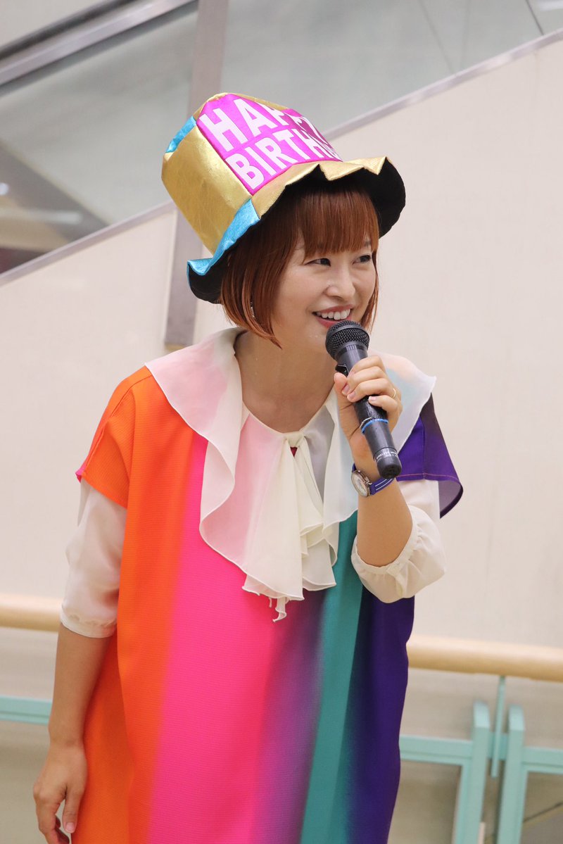 aiko1SMAP5's tweet photo. ９月２７日（日曜日）
本日の現場❗️ゆめタウン高松
mimikaさんのライブ行ってきました
笑顔☺️が素敵
可愛かった❤️
#ゆめタウン高松
#mimika https://t.co/XRquztAykf