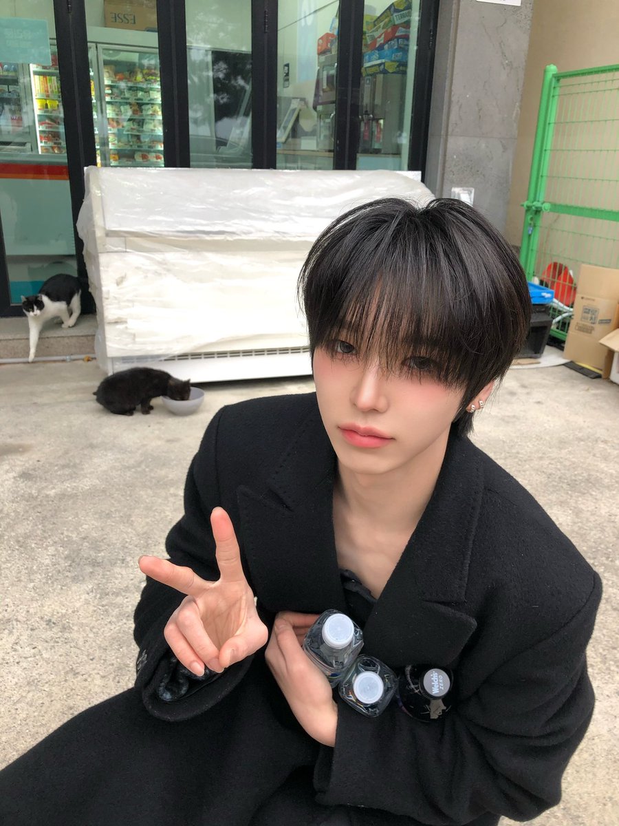 5xeze's tweet photo. 찌발반햇어여…
나만의고냐니(막이래) https://t.co/k1VpCvFE4Q